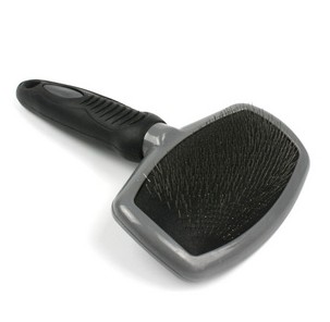 Brosse noir en acier